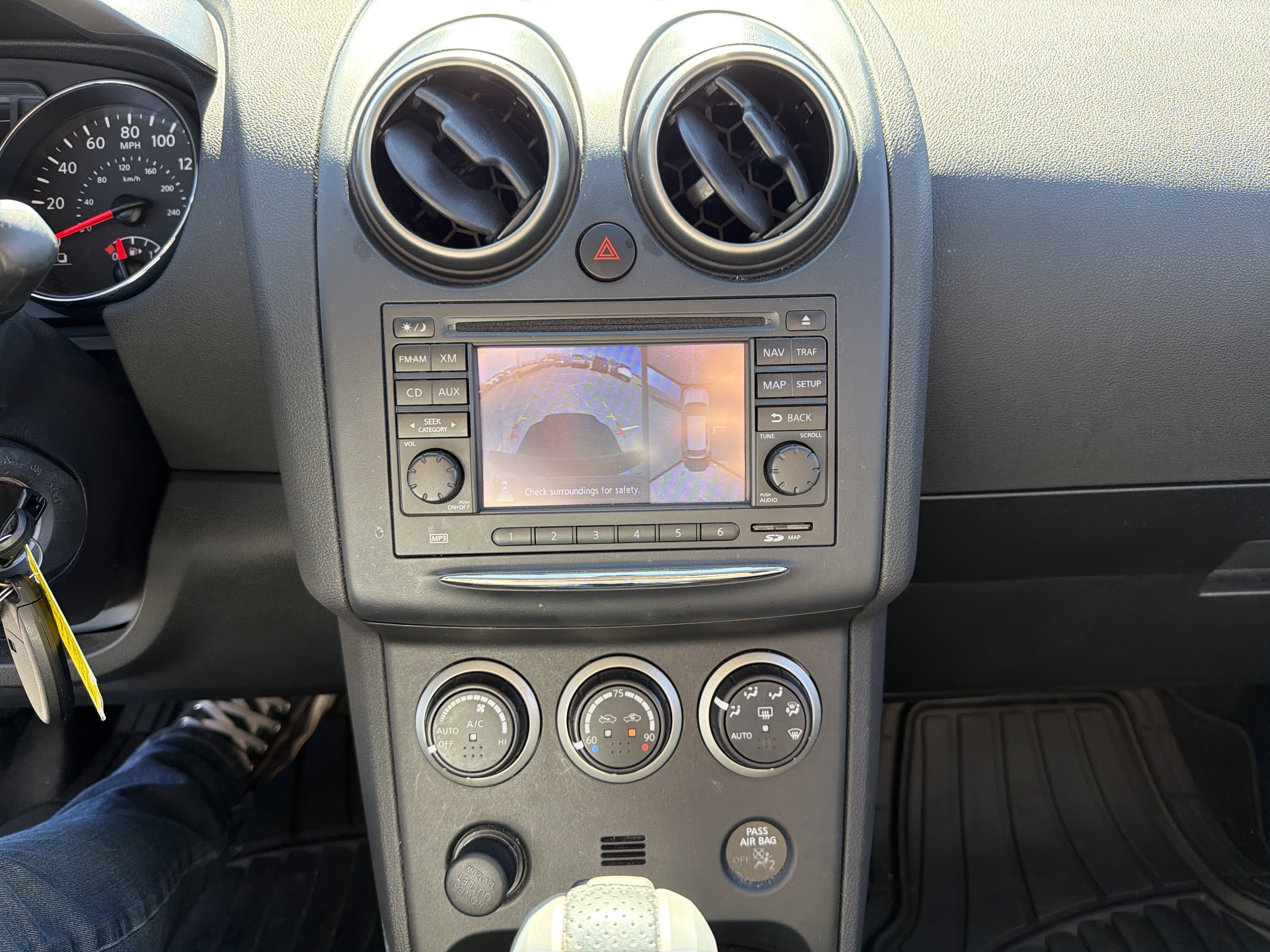Used 2013 Nissan Rogue SL AWD/4WD image 20