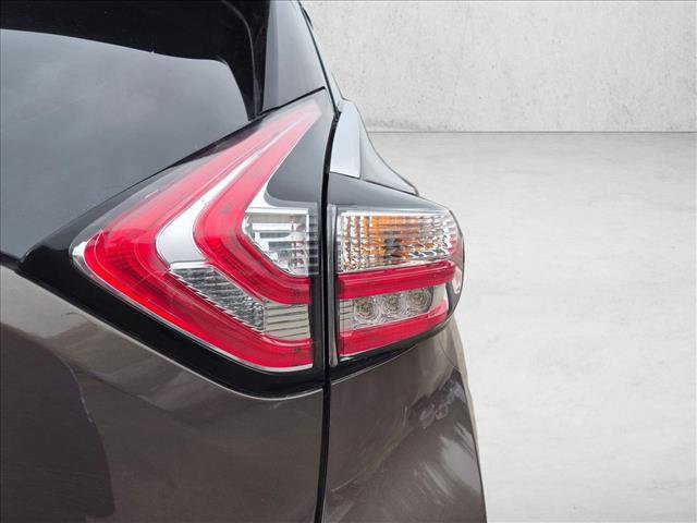 Used 2015 Nissan Murano SL w/ SL Technology Package FWD image 11