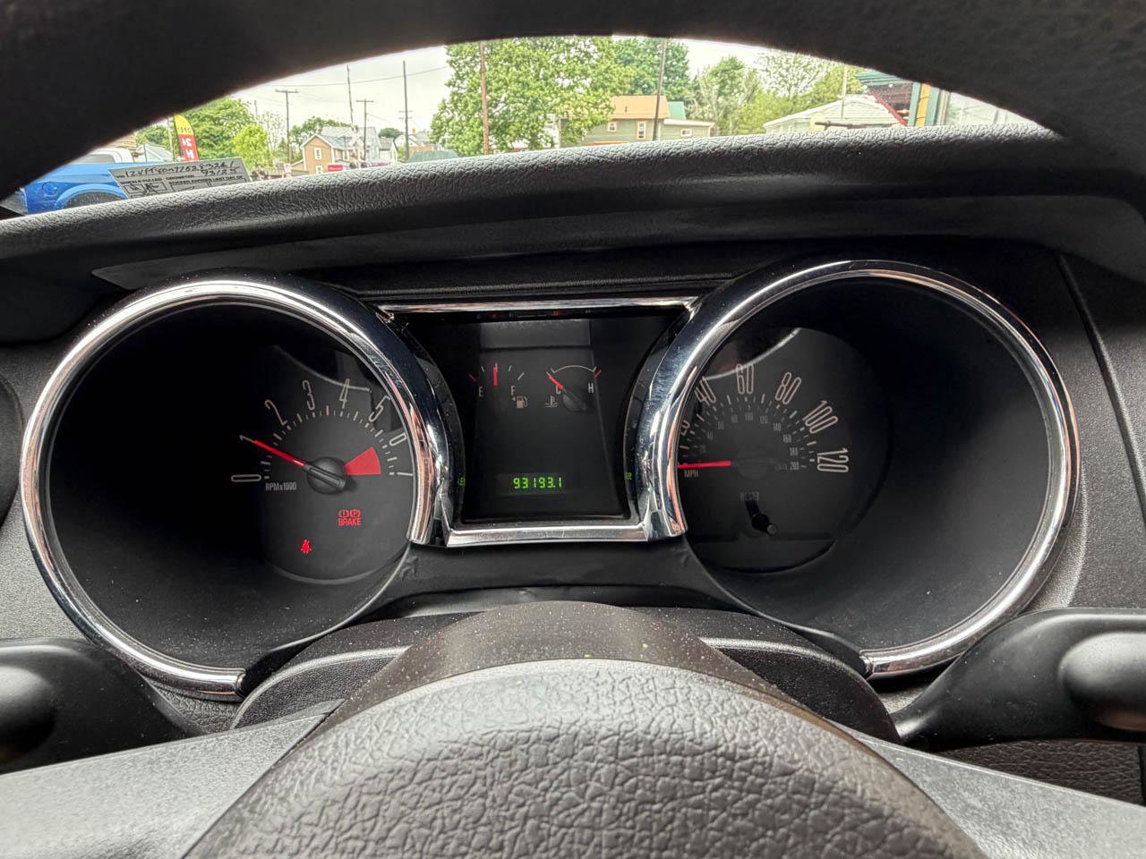 Used 2007 Ford Mustang Premium RWD image 25