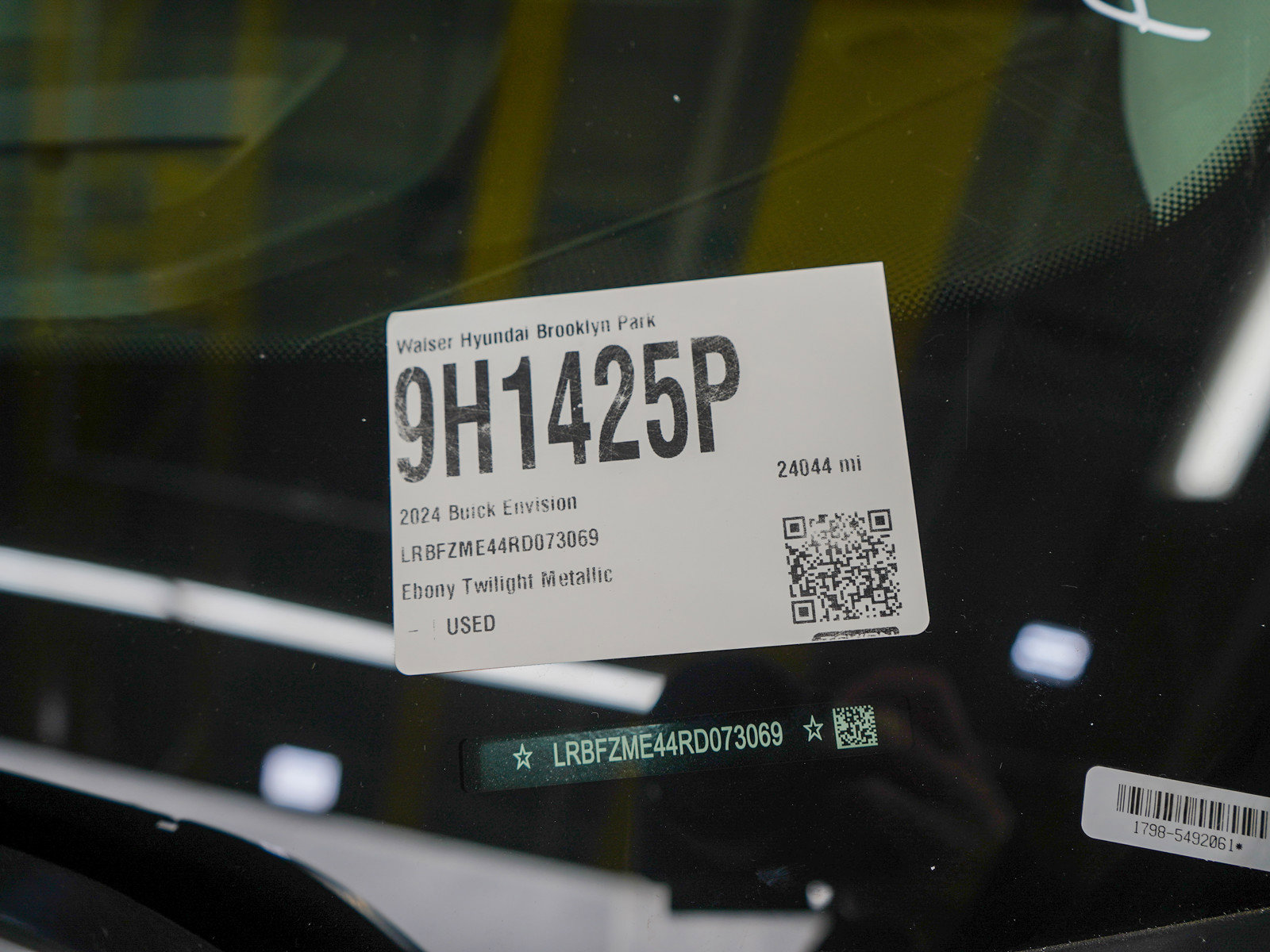 Used 2024 Buick Envision Preferred image 28