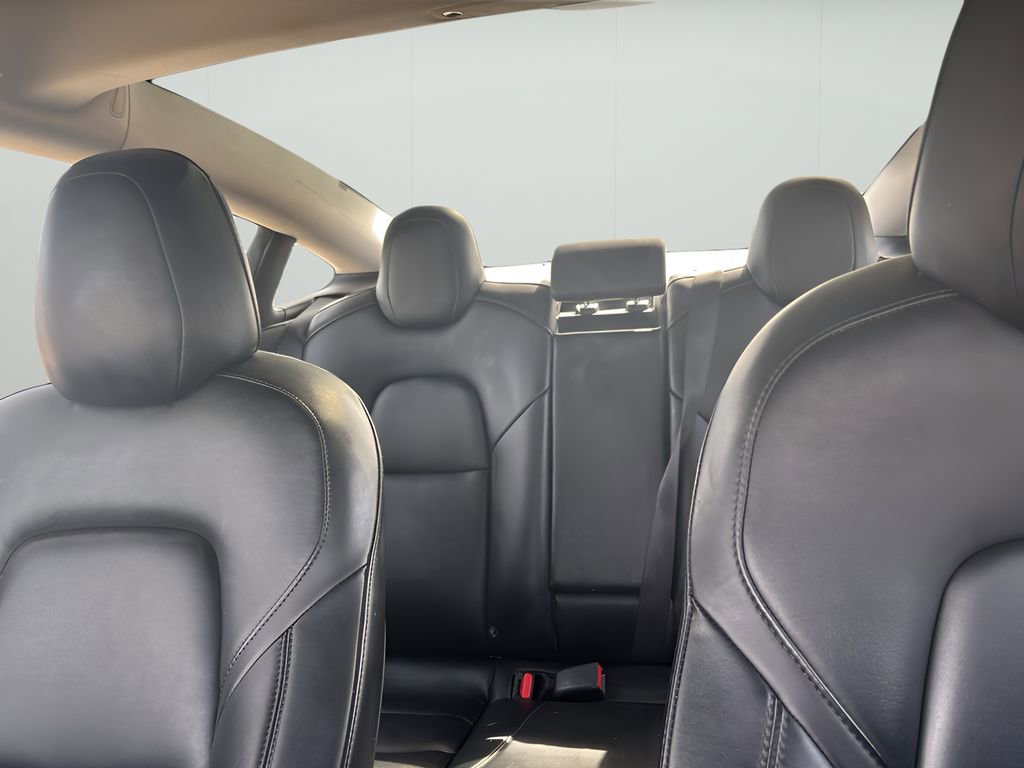 Used 2021 Tesla Model 3 Long Range image 24