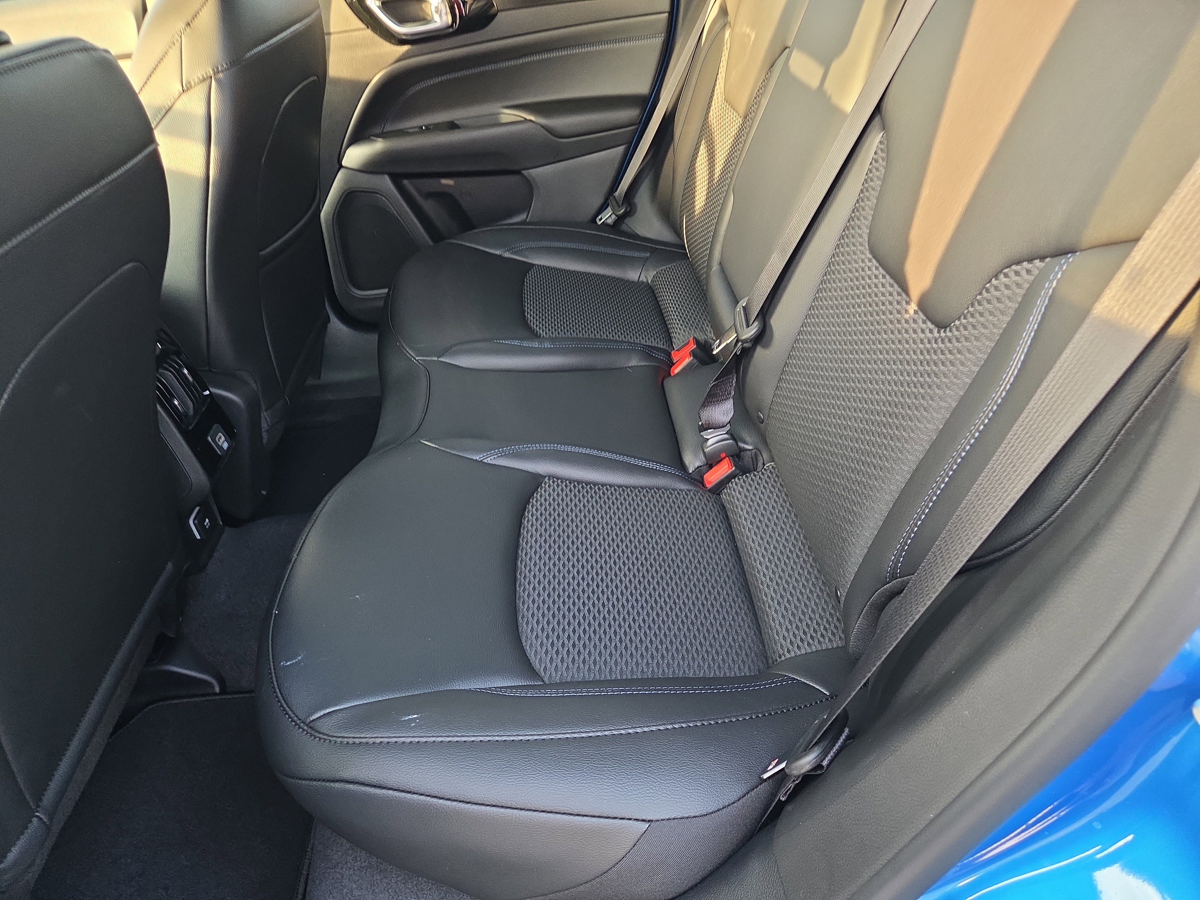 New 2026 Jeep Compass Latitude image 6