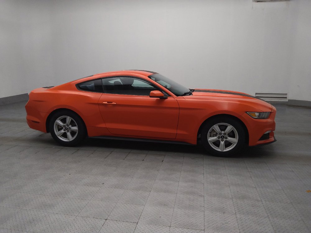 Used 2016 Ford Mustang Coupe RWD image 11