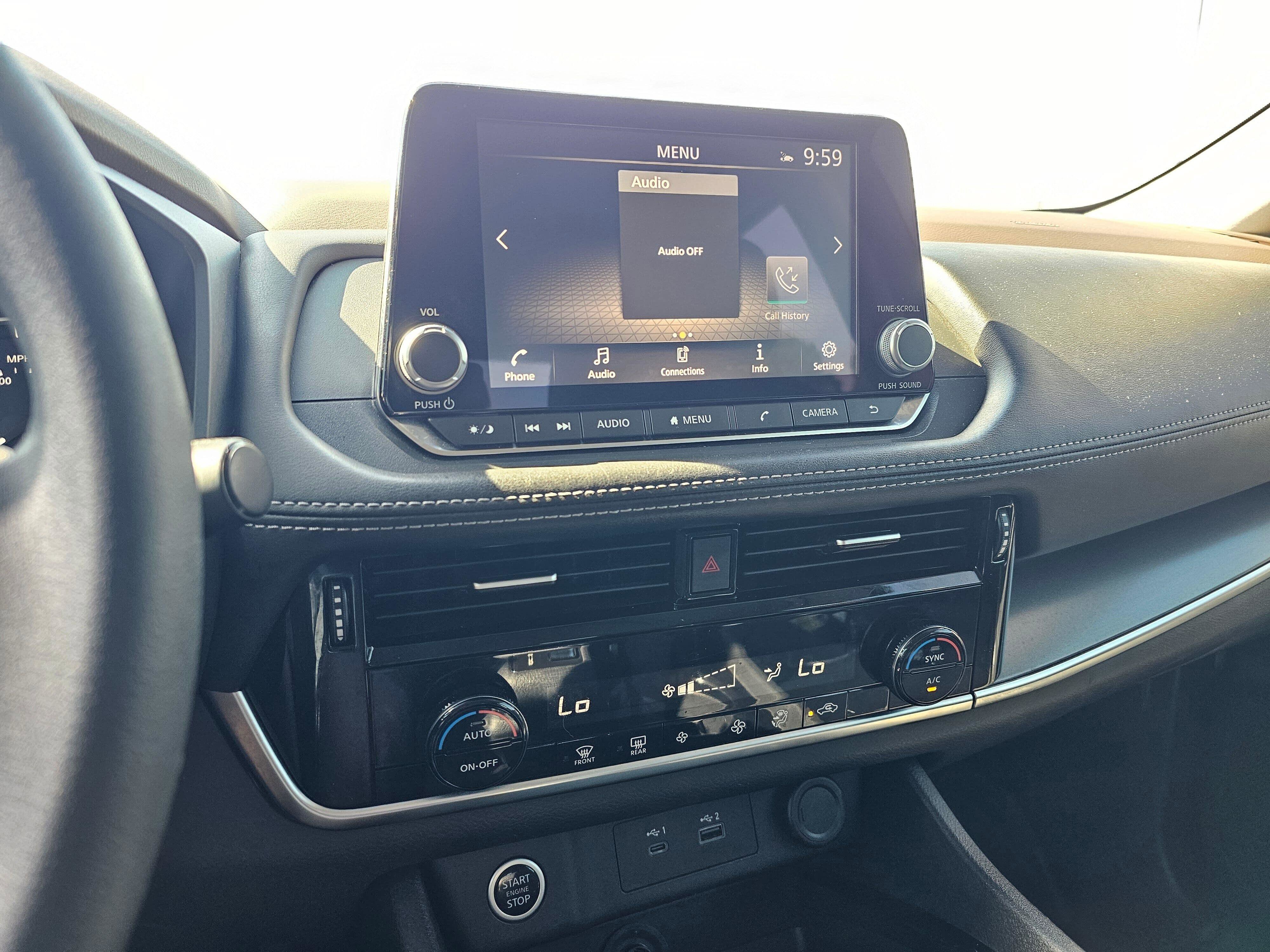 Used 2021 Nissan Rogue SV AWD/4WD image 25