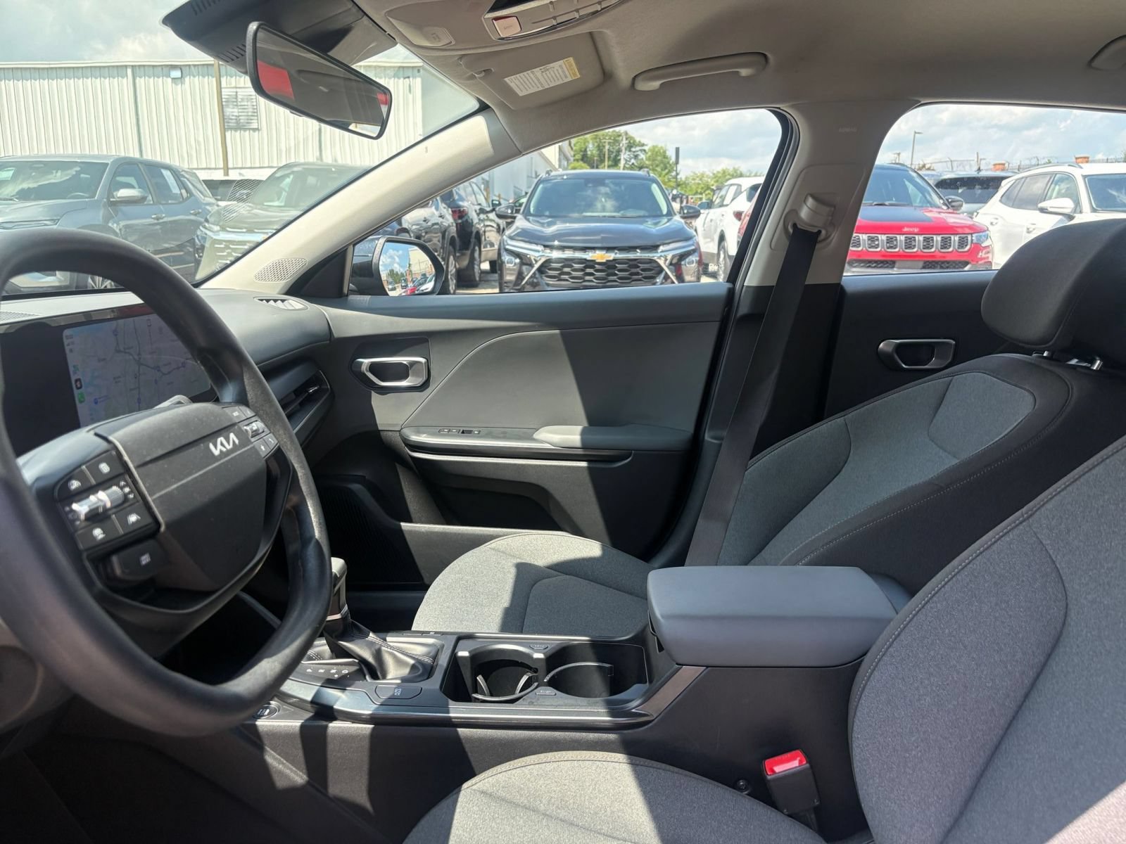 Used 2025 Kia K4 FWD image 21