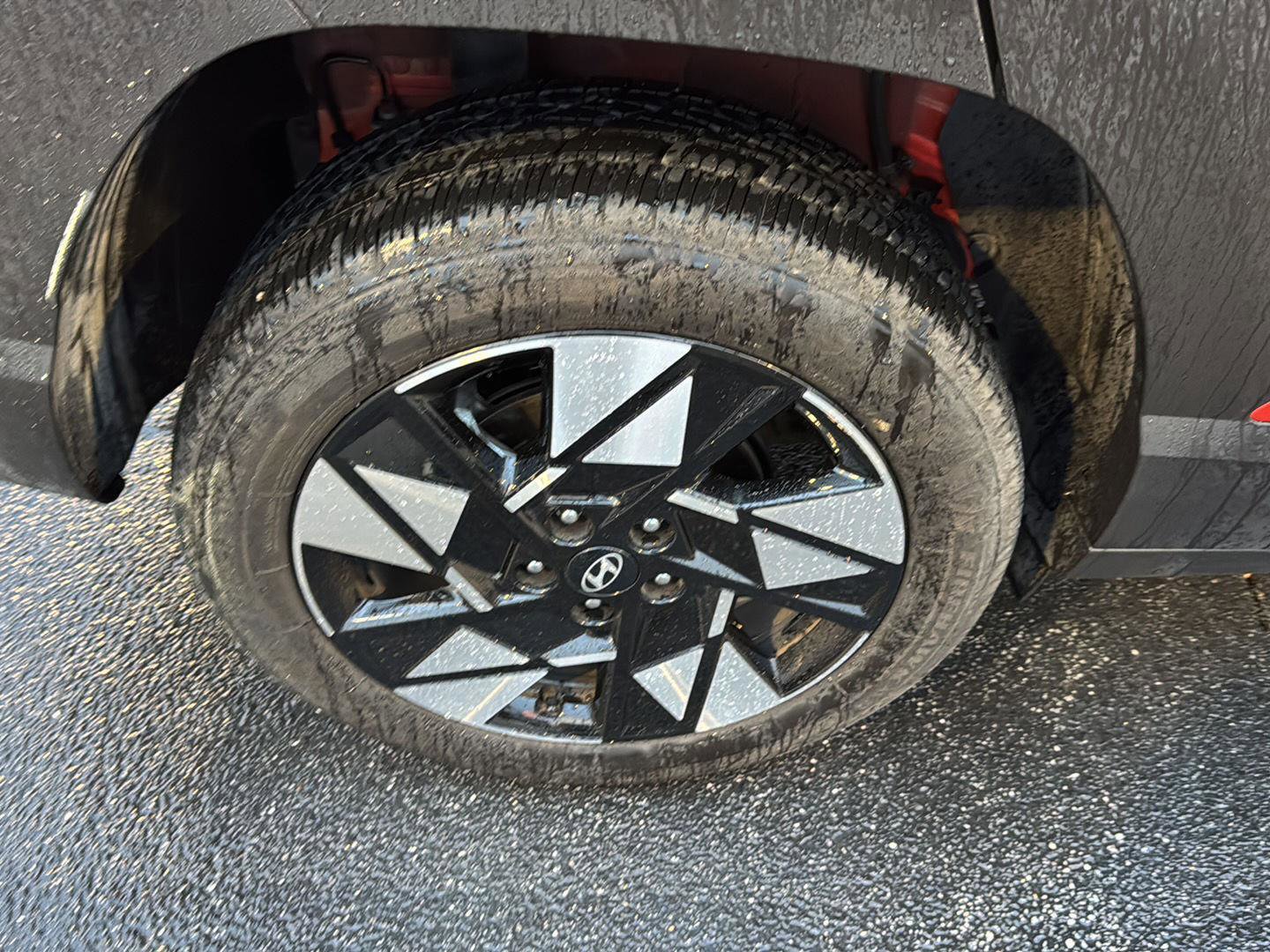 Used 2025 Hyundai Kona SEL image 33