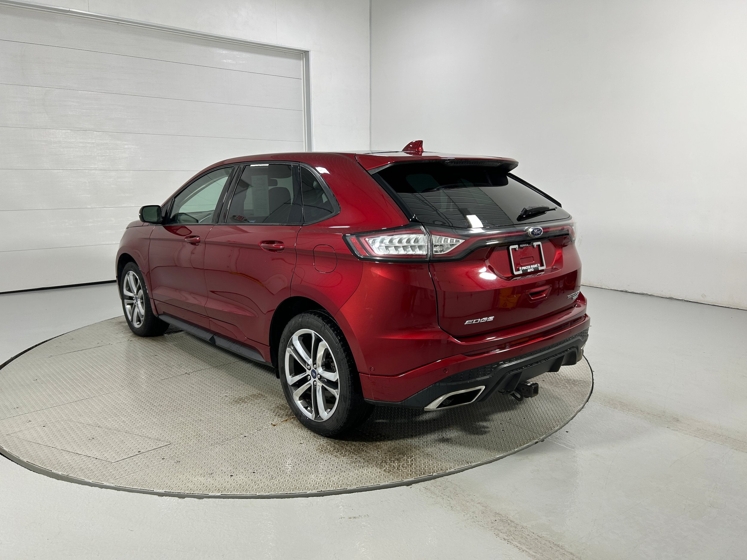 Used 2018 Ford Edge Sport w/ Equipment Group 401A AWD/4WD image 23