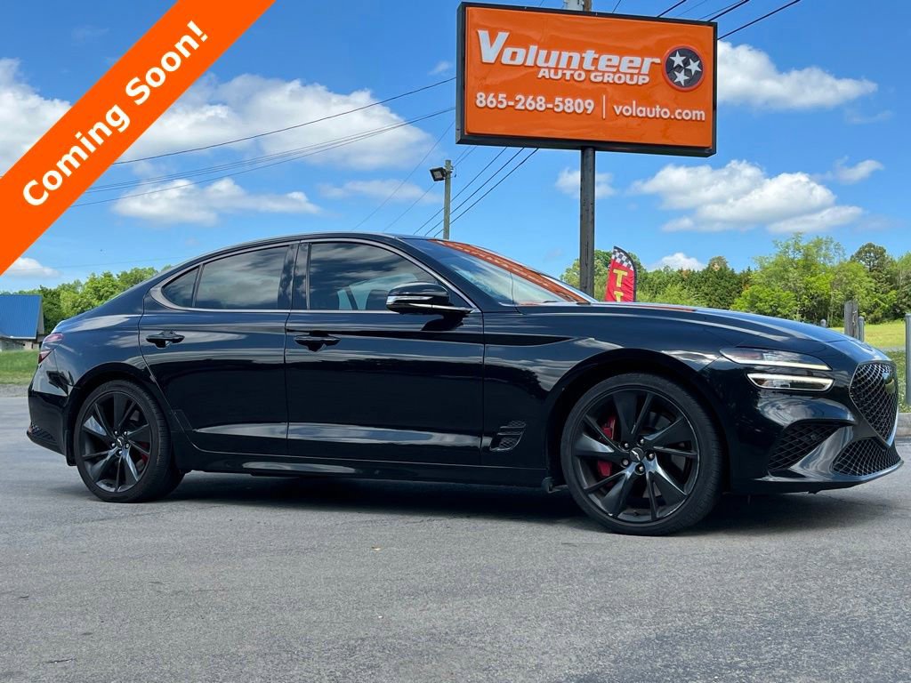 Used 2022 Genesis G70 3.3T RWD image 1