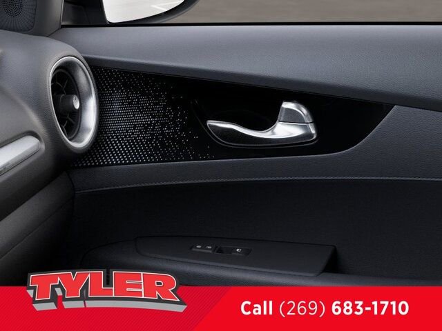 Used 2024 Kia Forte GT image 28