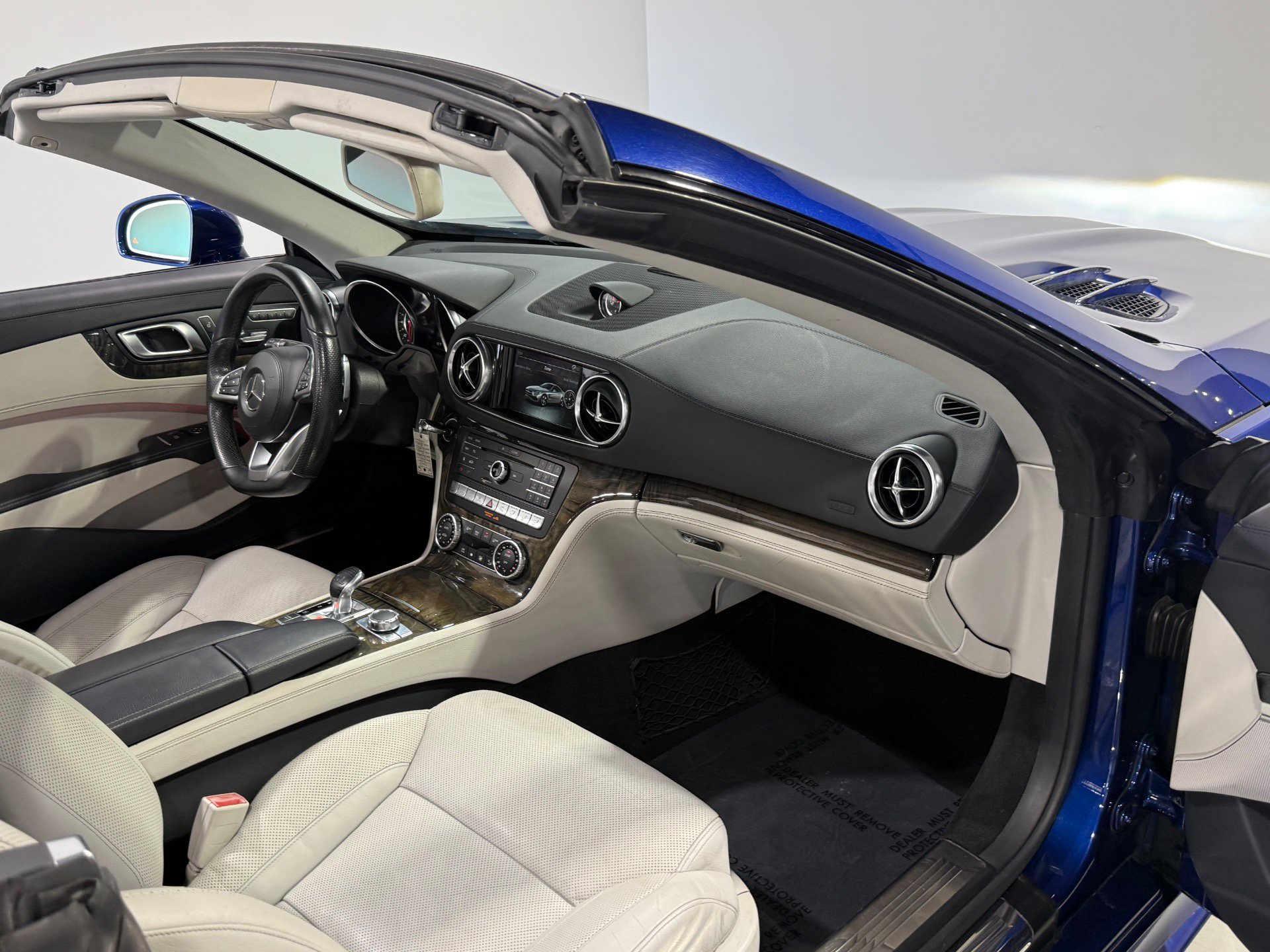 Used 2017 Mercedes-Benz SL 450 image 41