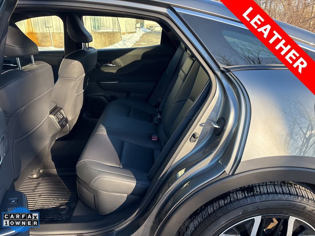 Used 2023 Toyota Crown Limited image 23