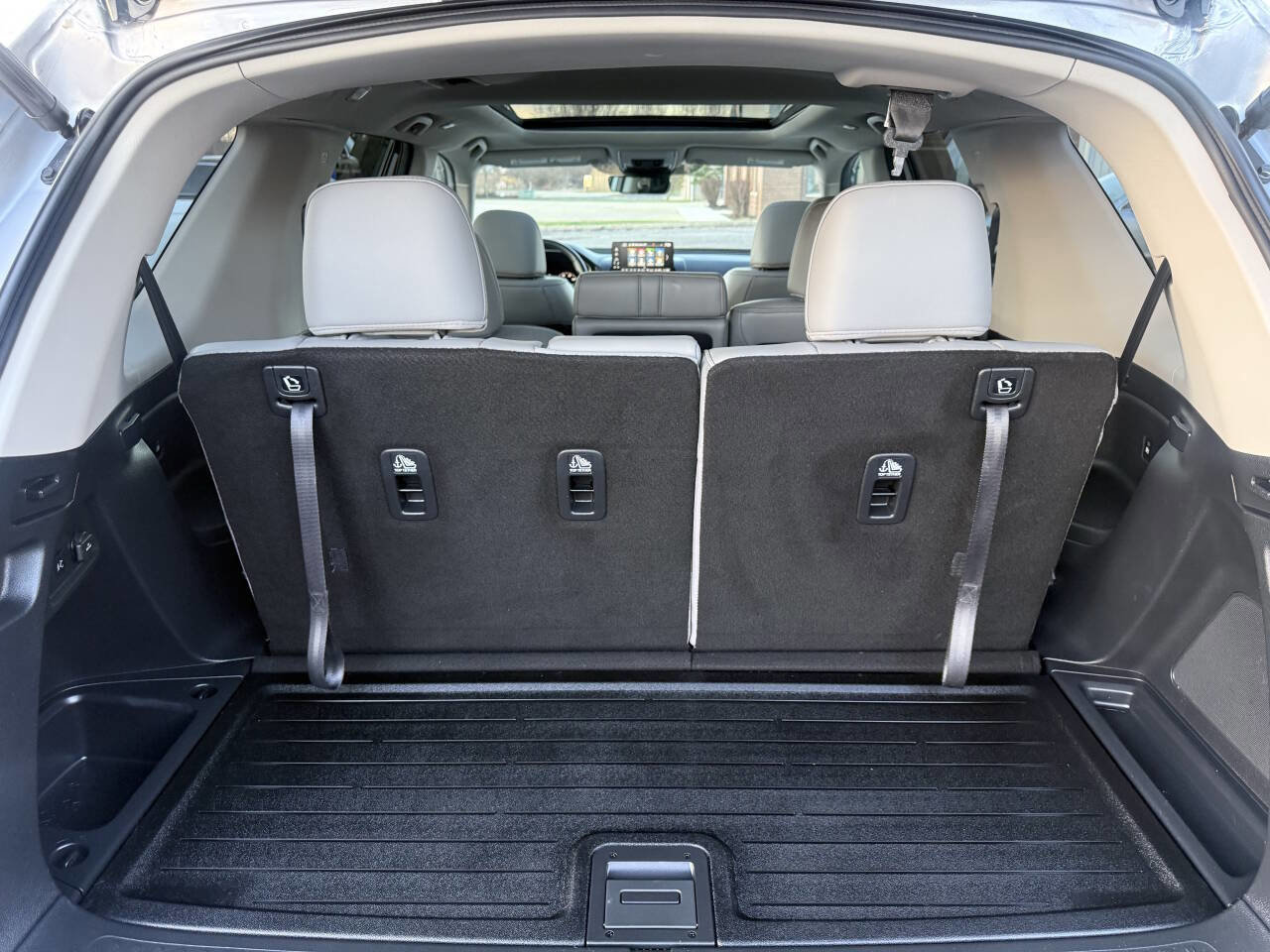 Used 2025 Honda Pilot Touring image 23