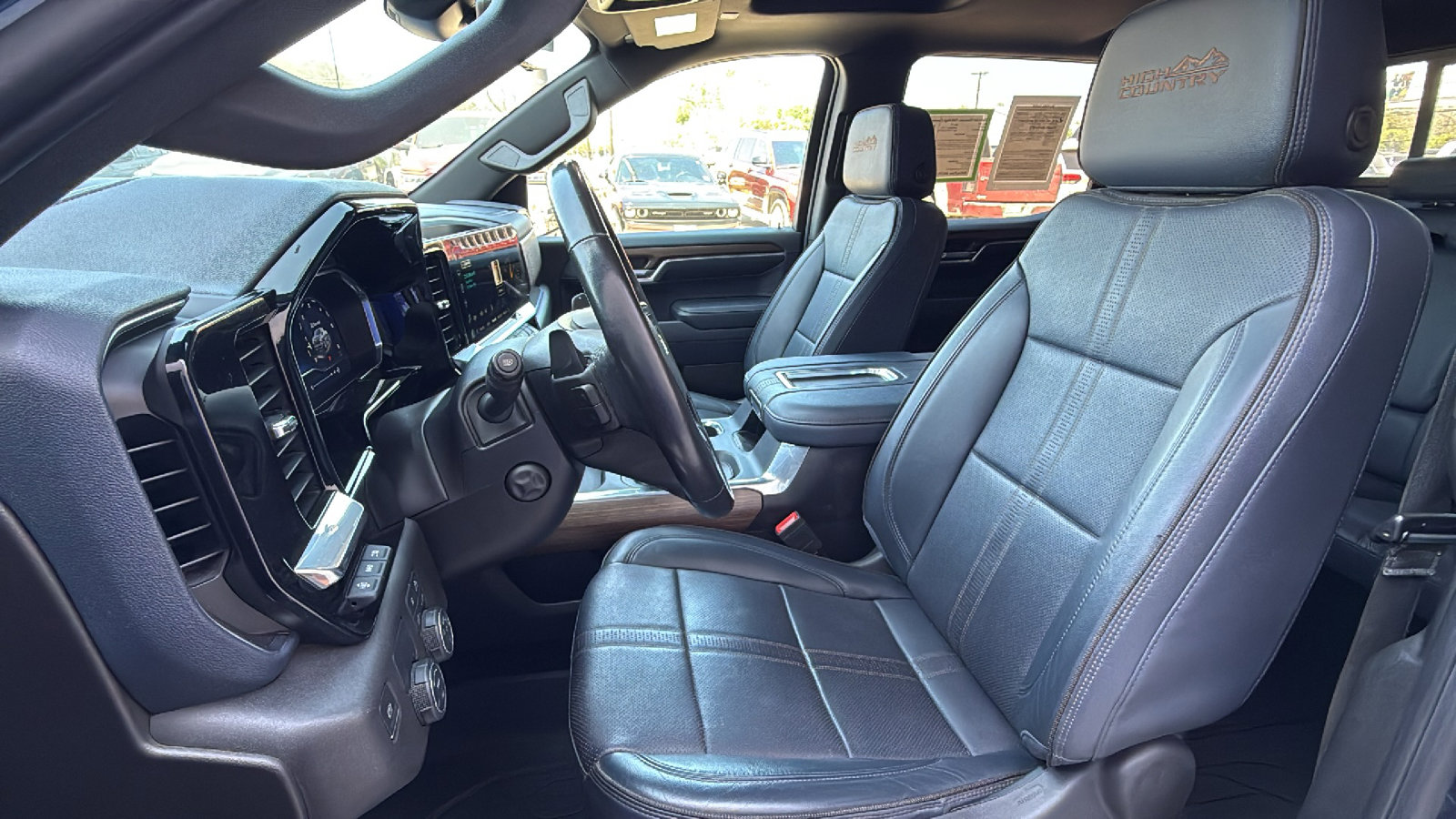 Used 2022 Chevrolet Silverado 1500 High Country w/ High Country Premium Package image 13