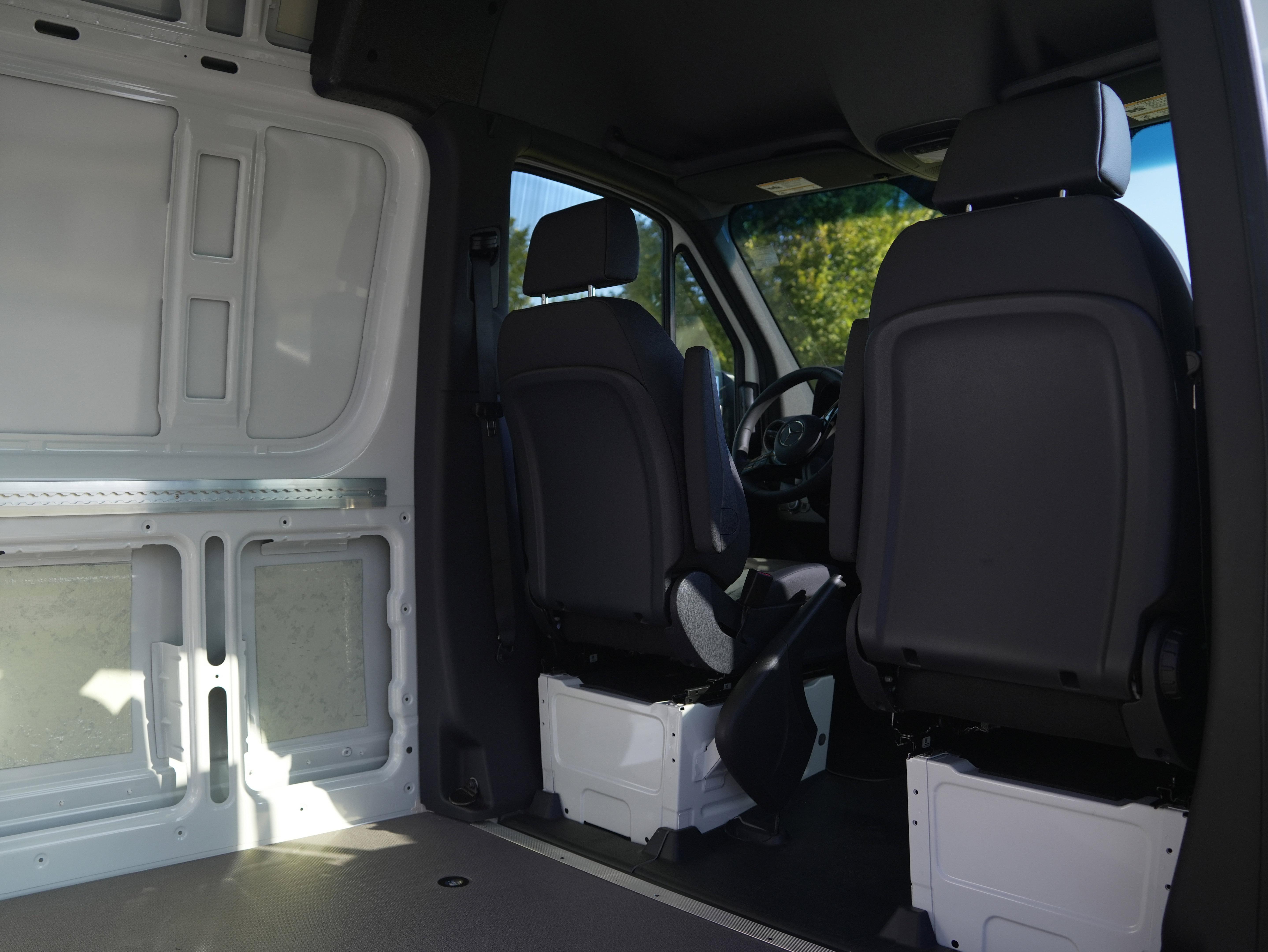 New 2025 Mercedes-Benz Sprinter 2500 image 21
