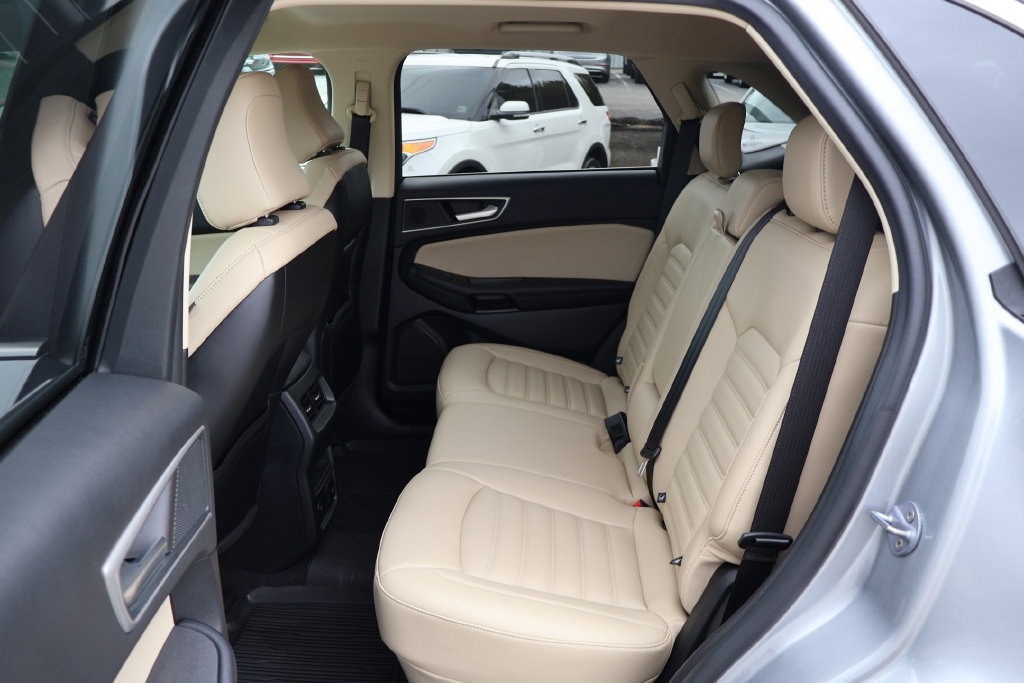 Used 2024 Ford Edge SEL w/ Convenience Package AWD/4WD image 19