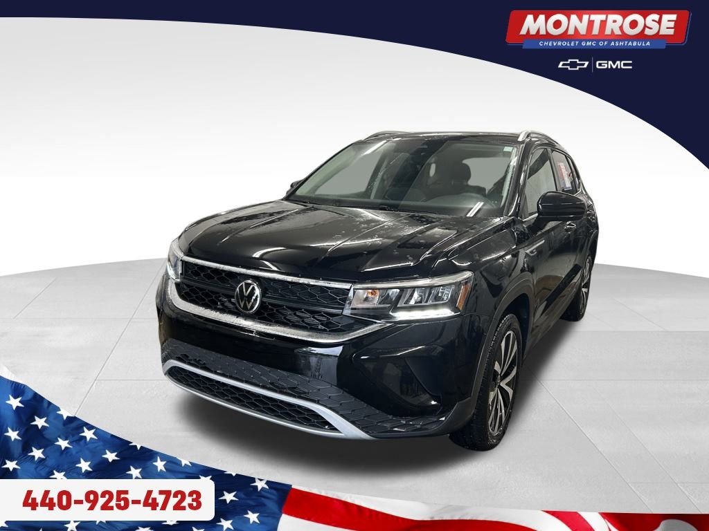 Used 2023 Volkswagen Taos SE w/ Panoramic Sunroof Package