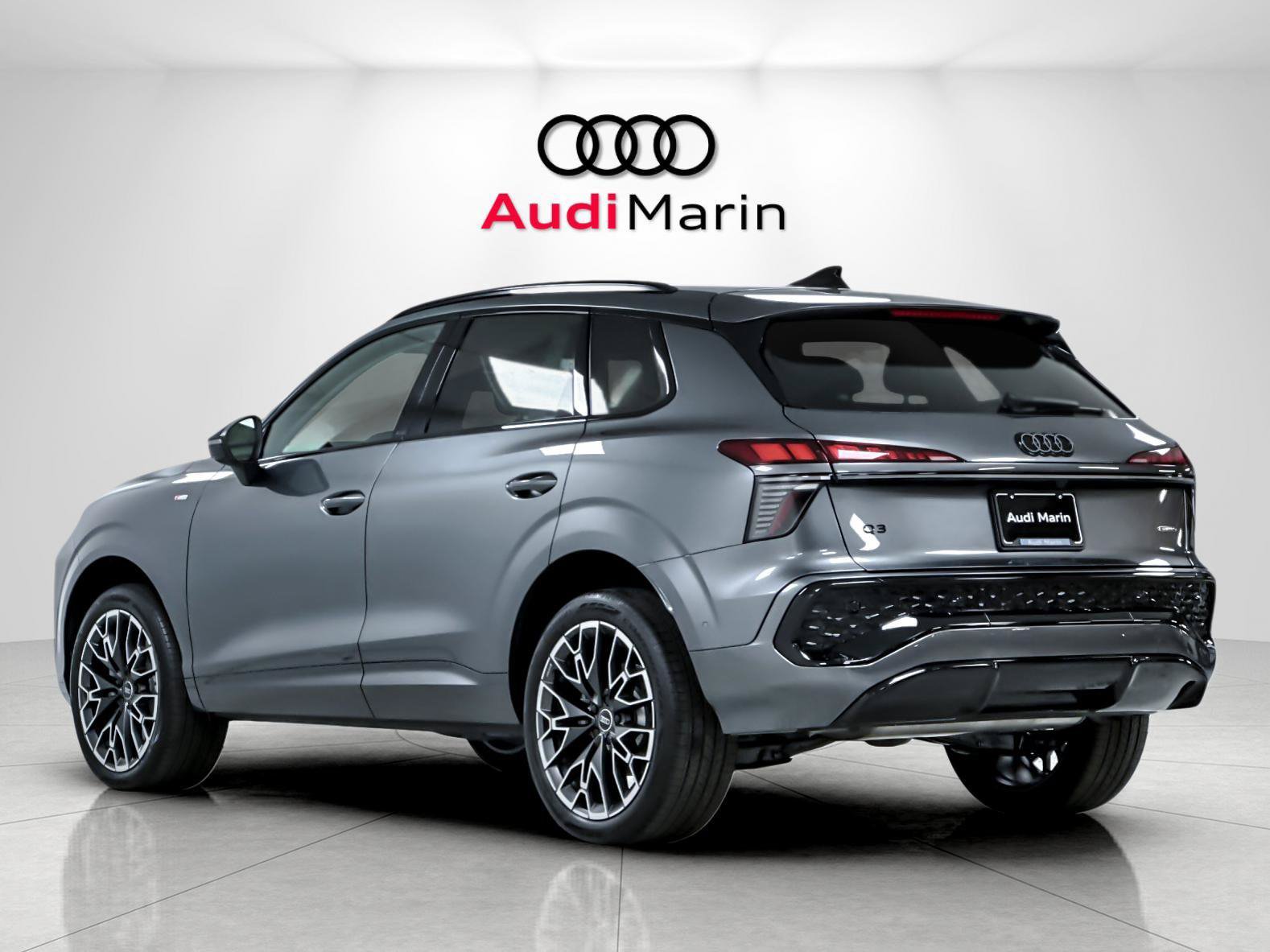 New 2026 Audi Q3 quattro 2.0T AWD/4WD image 3