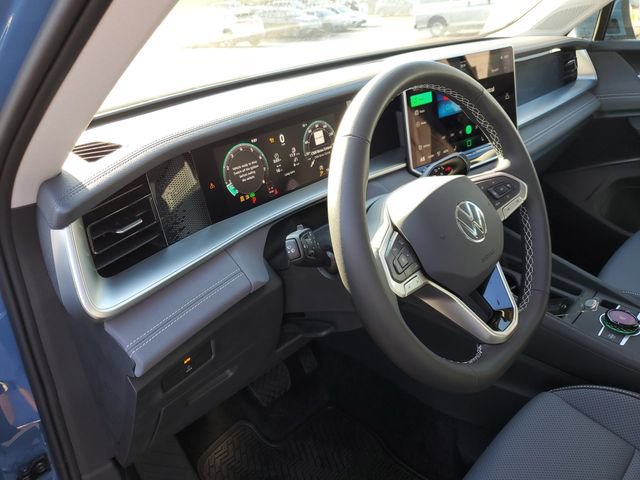 New 2026 Volkswagen Tiguan SE AWD/4WD image 19