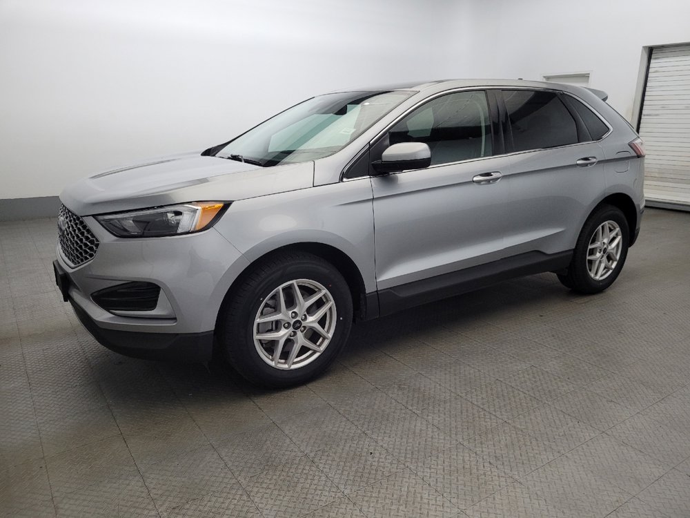 Used 2024 Ford Edge SEL image 2