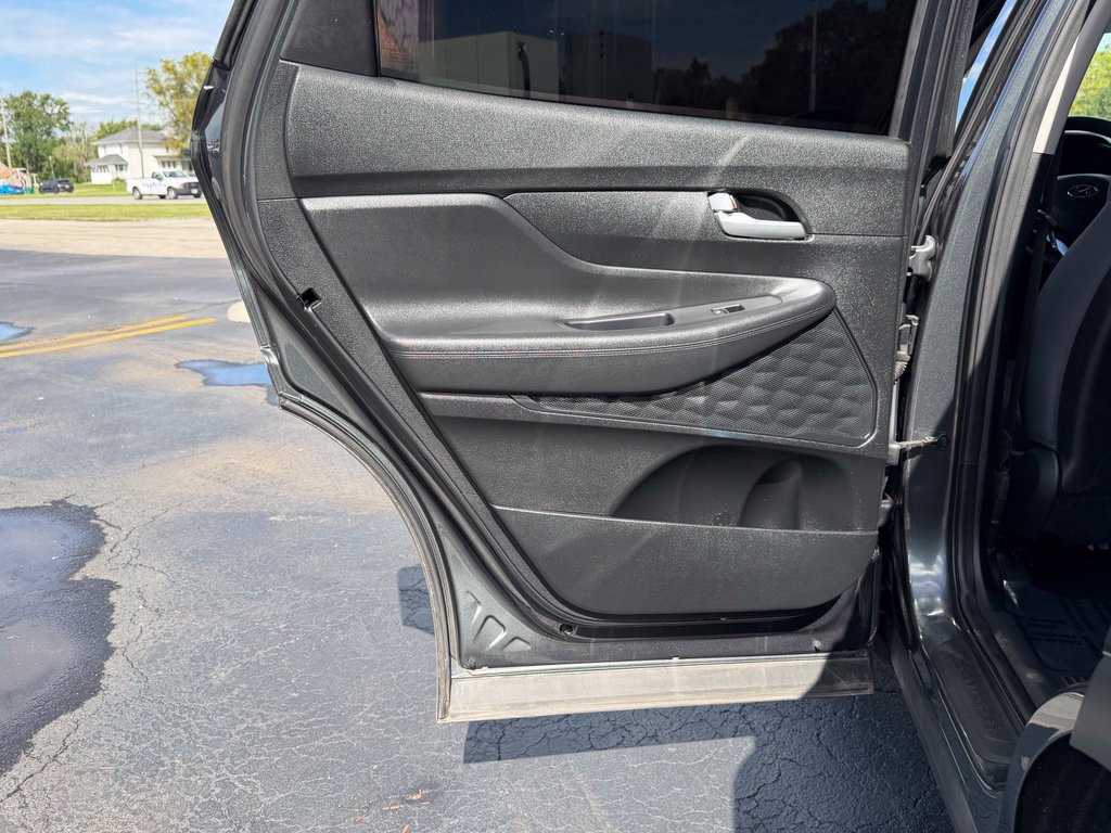 Used 2020 Hyundai Santa Fe SEL FWD image 19