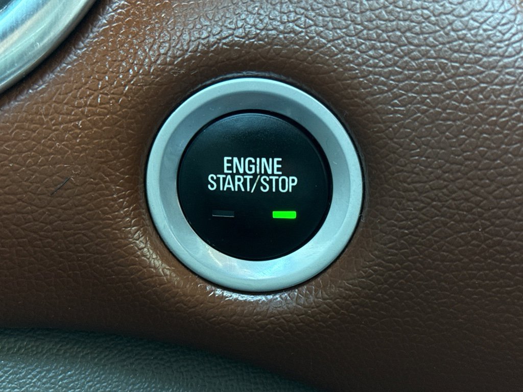 Used 2018 Chevrolet Malibu Premier w/ Premier Sun and Wheel Package image 28