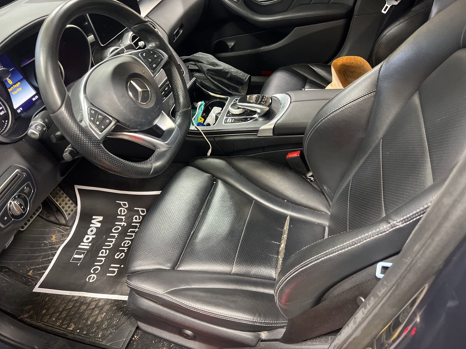 Used 2016 Mercedes-Benz C 300 4MATIC Sedan image 9