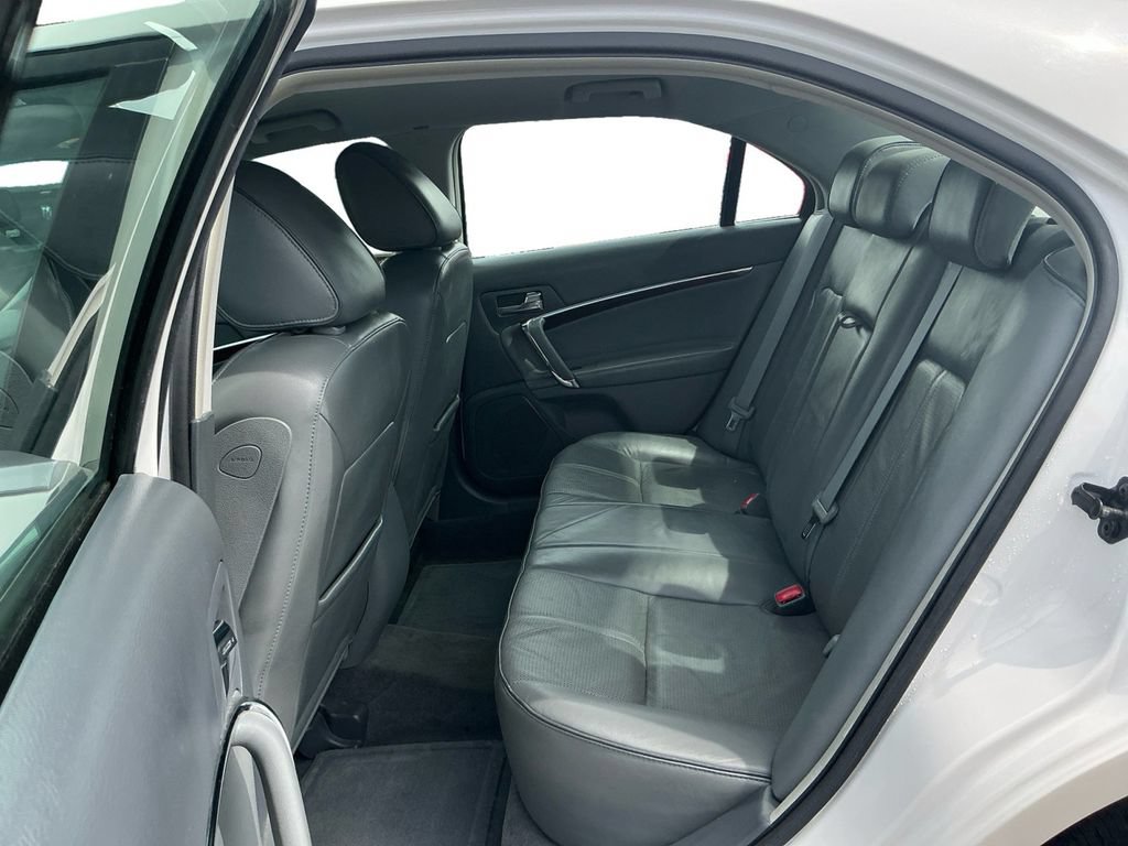 Used 2010 Lincoln MKZ FWD image 21