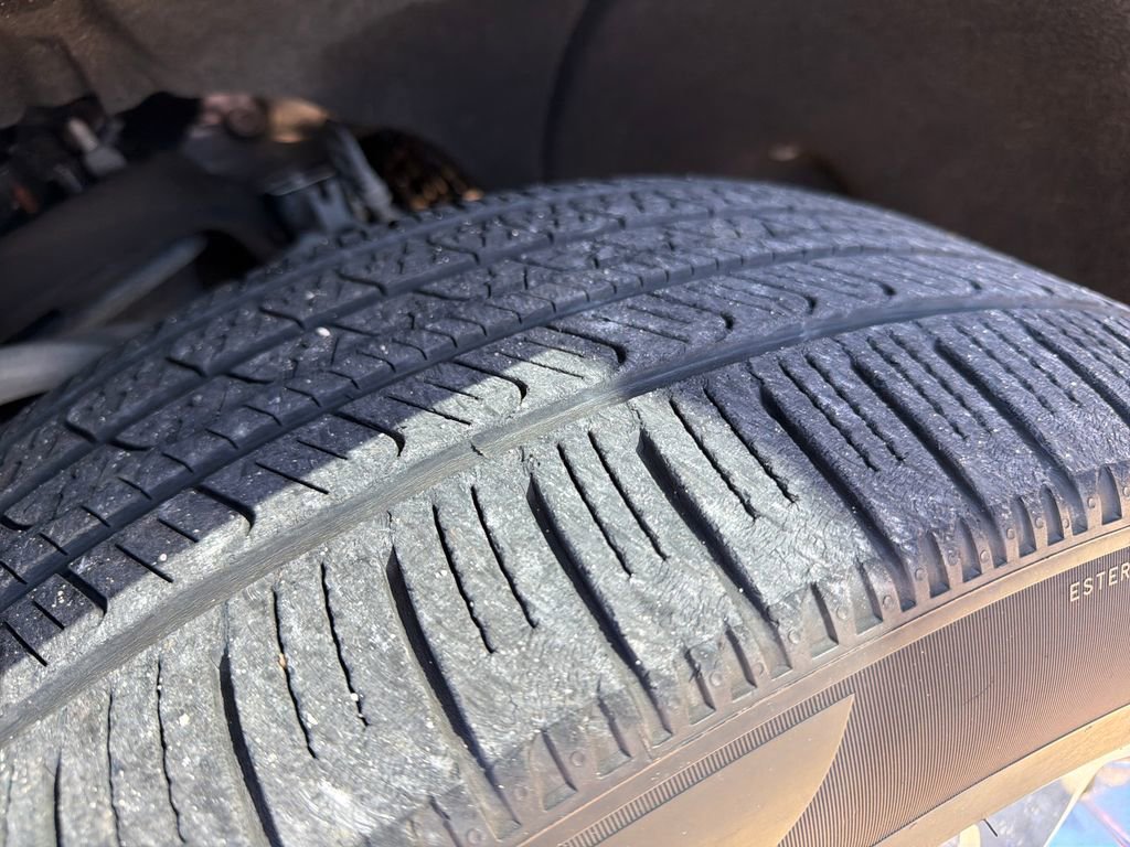 Used 2022 GMC Sierra 1500 SLE image 30