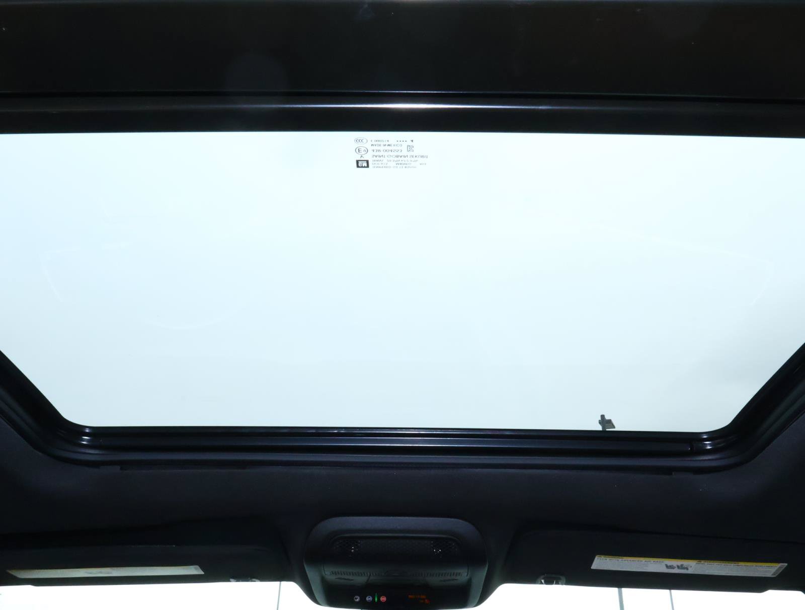 Used 2024 Cadillac XT5 Premium Luxury w/ Technology Package FWD image 12