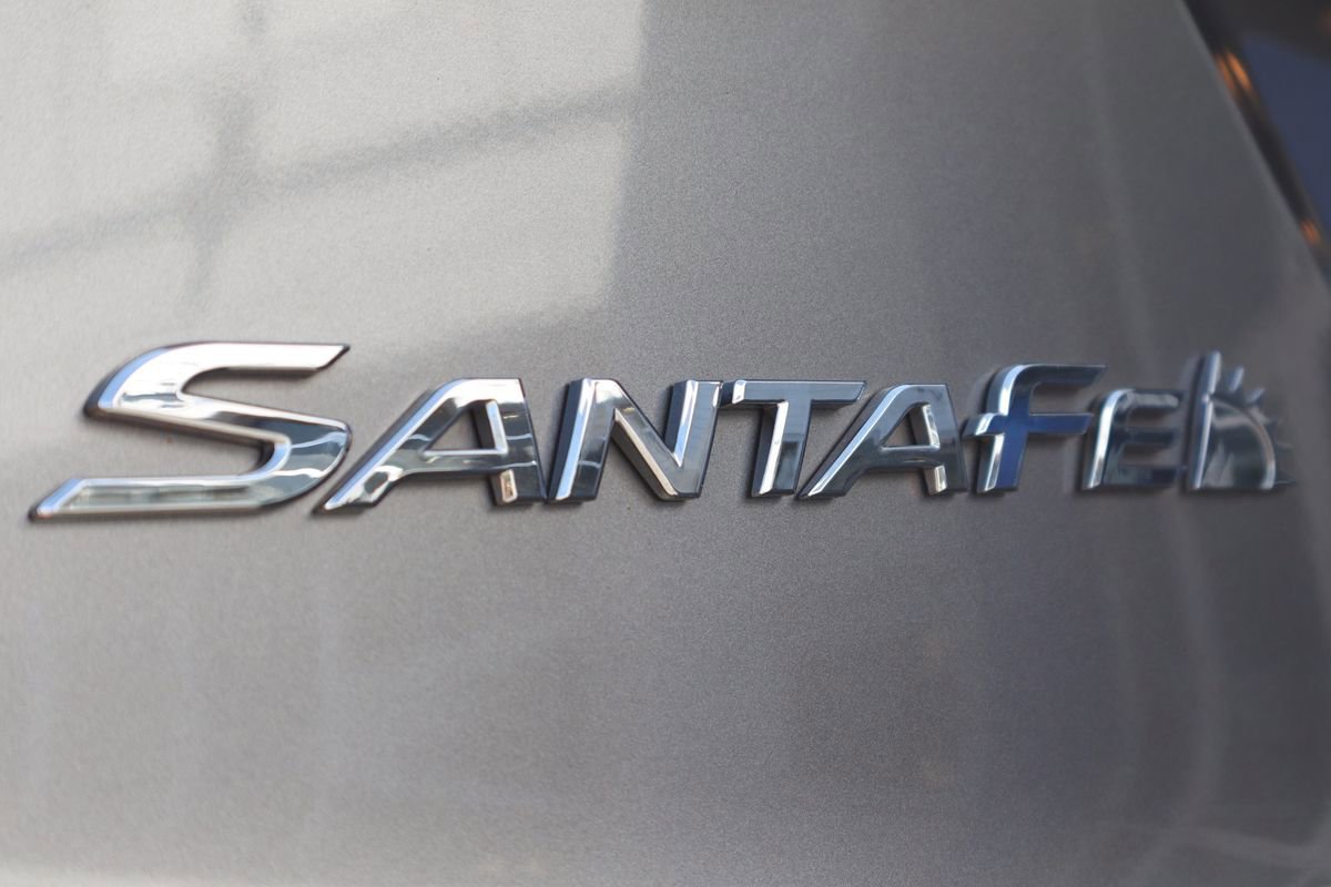 Used 2018 Hyundai Santa Fe Sport AWD/4WD image 23