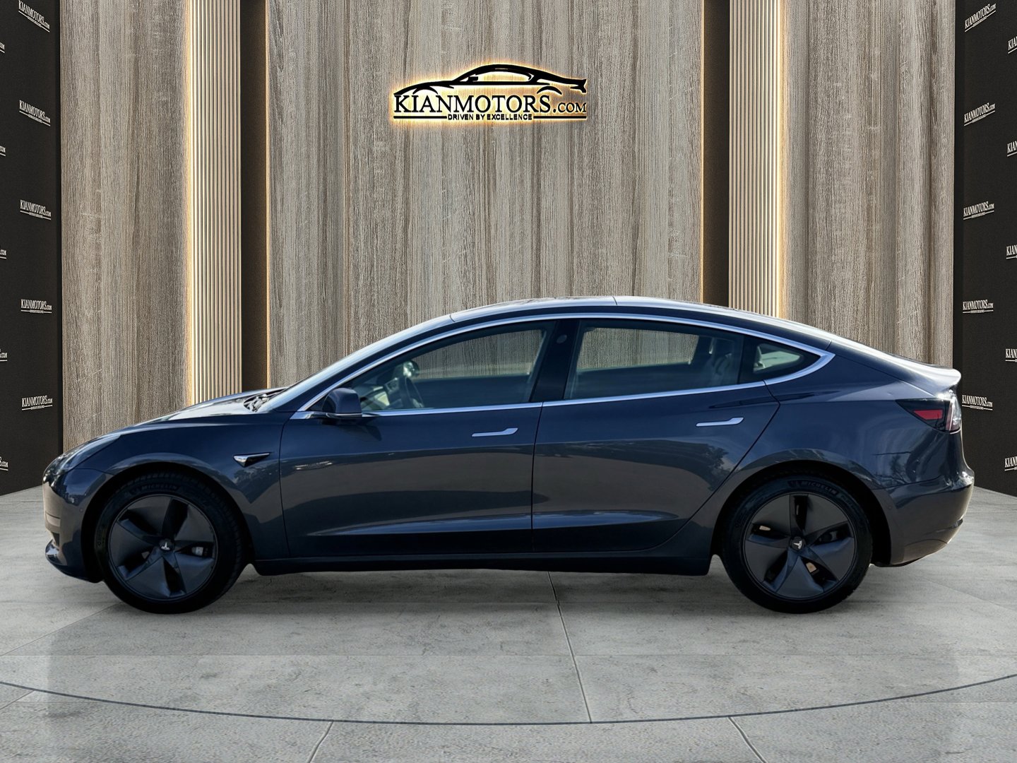 Used 2019 Tesla Model 3 Long Range image 4