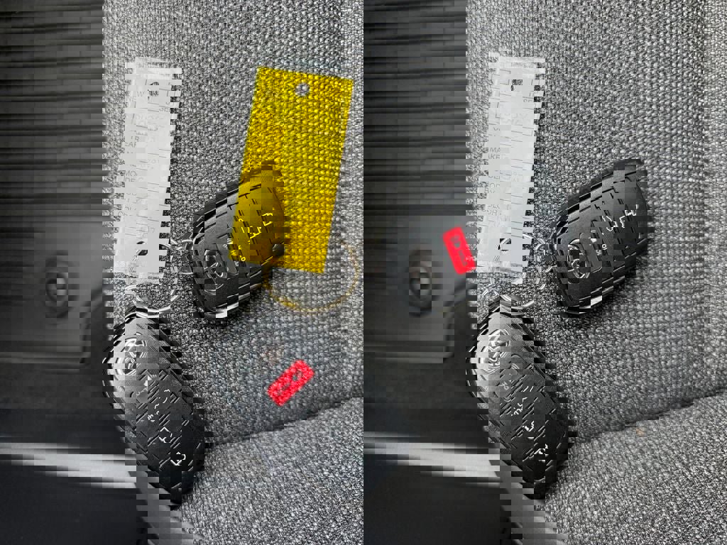 Certified 2023 Toyota Crown XLE image 31