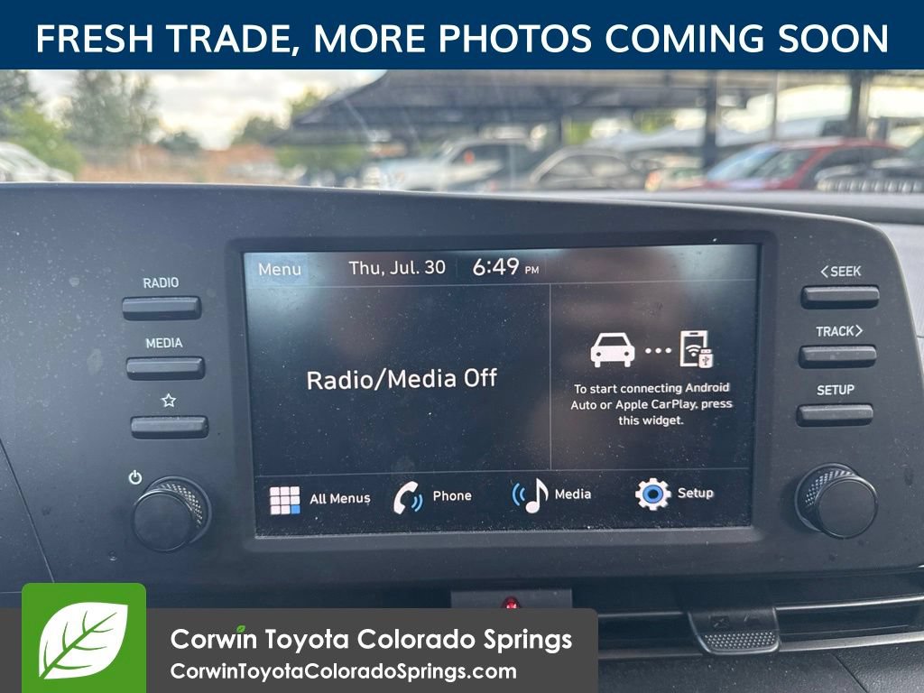 Used 2025 Hyundai Elantra Sport FWD image 11