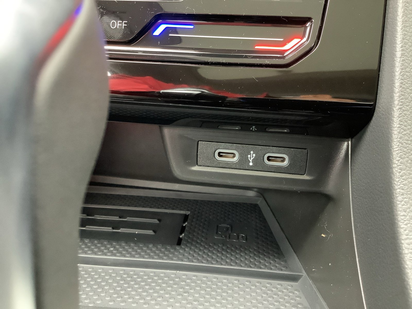 New 2026 Volkswagen Jetta SE FWD image 21