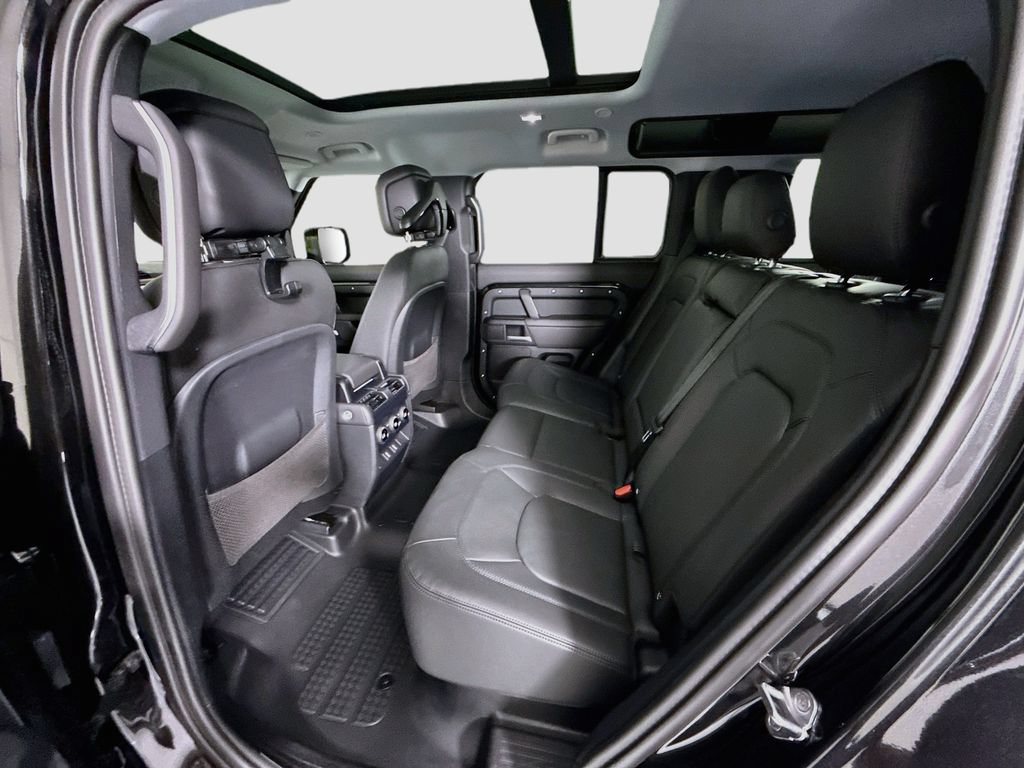 New 2026 Land Rover Defender 110 S AWD/4WD image 22