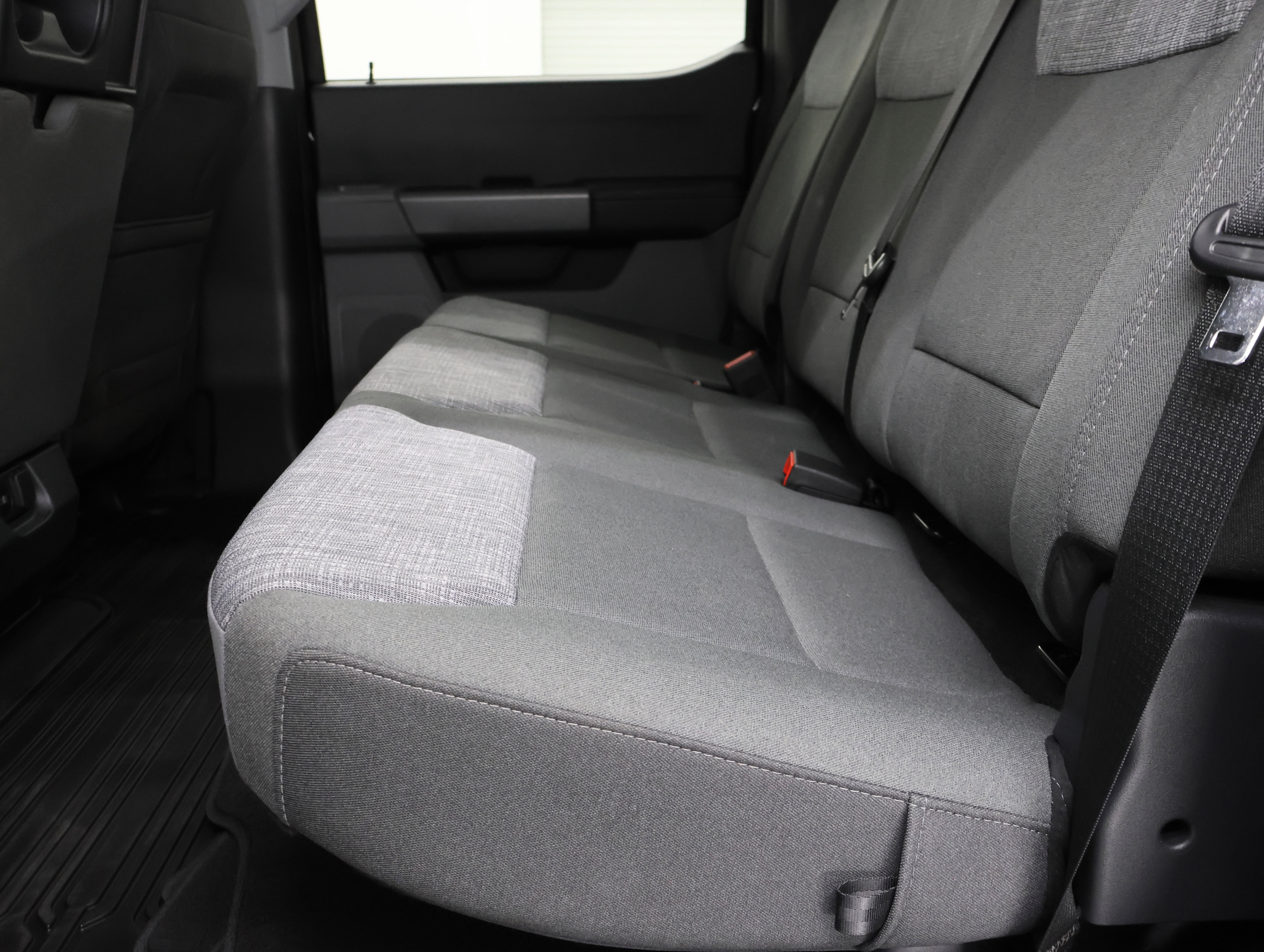 Used 2023 Ford F350 XLT w/ 360-Degree Camera Package image 40