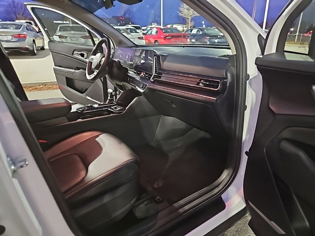 Used 2024 Kia Sportage EX image 33