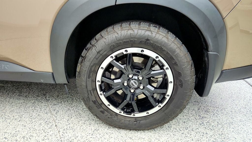 Used 2024 Nissan Pathfinder Rock Creek AWD/4WD image 9