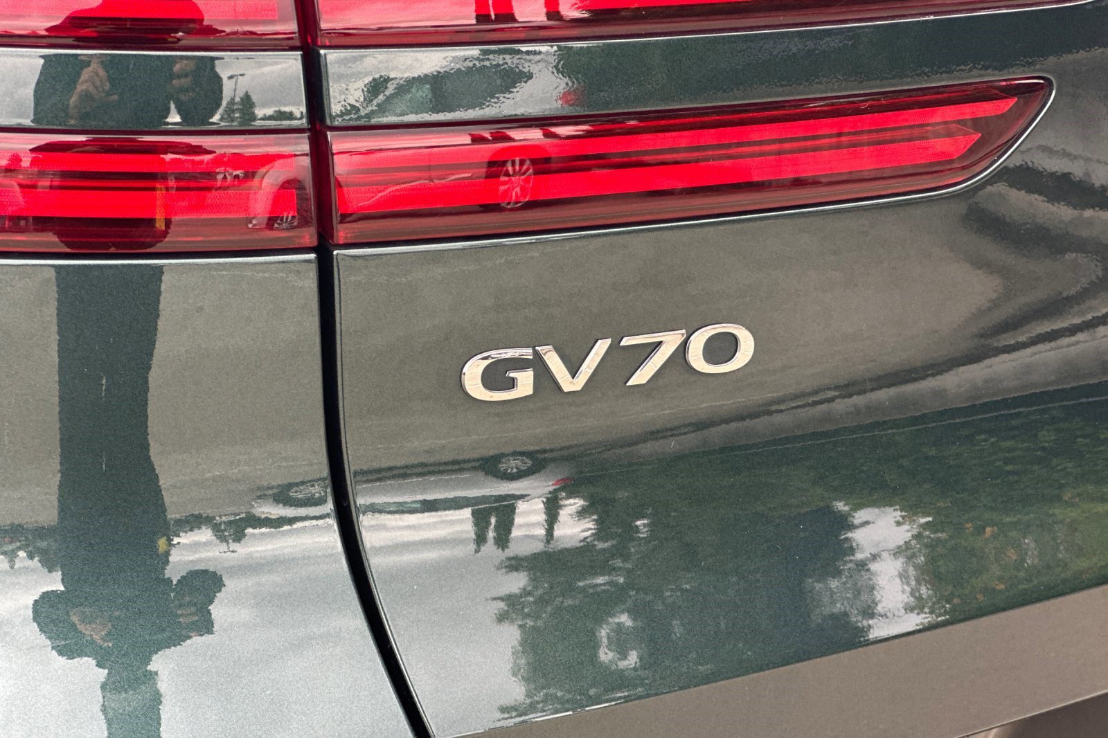 Used 2023 Genesis GV70 2.5T w/ Sport Prestige Package AWD/4WD image 23
