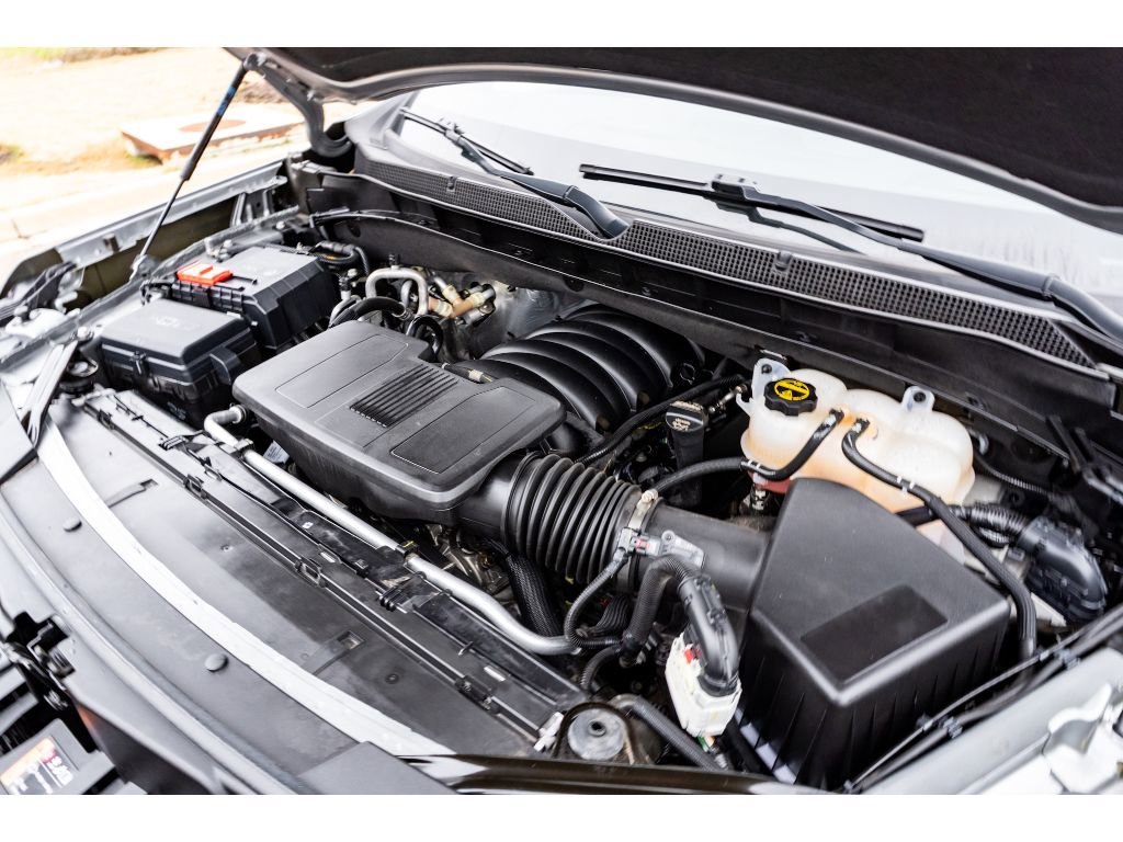 Used 2024 Chevrolet Tahoe LT image 30