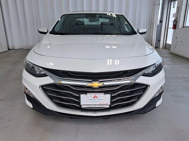 Used 2024 Chevrolet Malibu LT FWD image 3