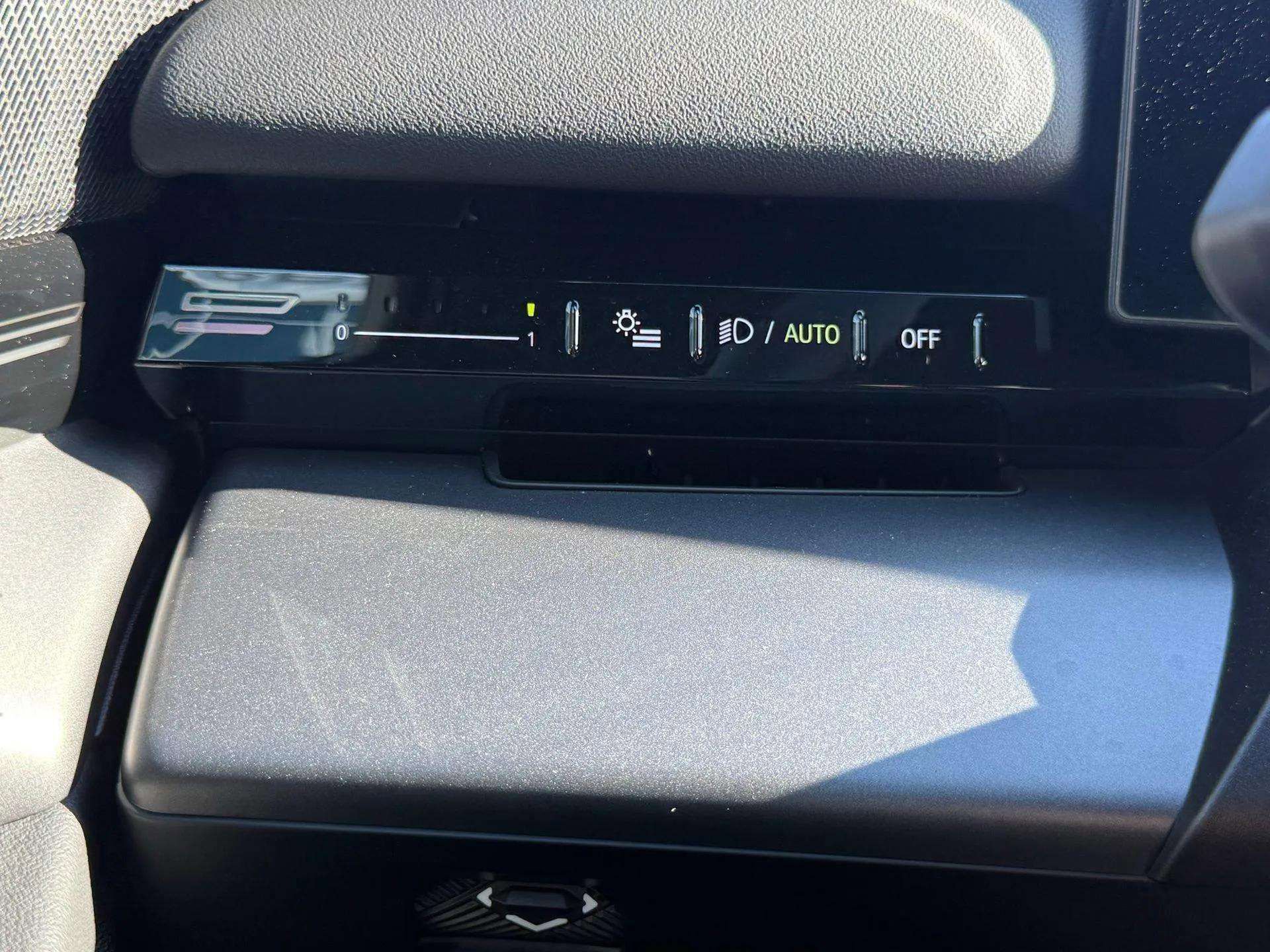 Used 2024 BMW 530i xDrive w/ Premium Package image 44