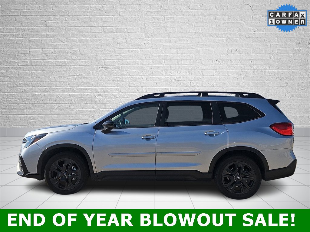 Used 2024 Subaru Ascent Onyx Edition image 2
