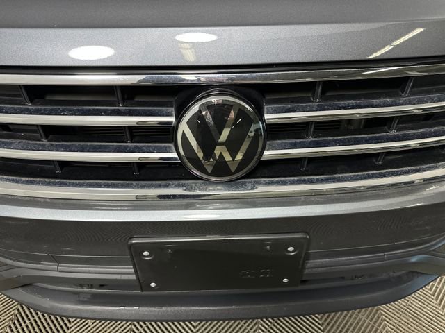 Used 2024 Volkswagen Tiguan SE image 9