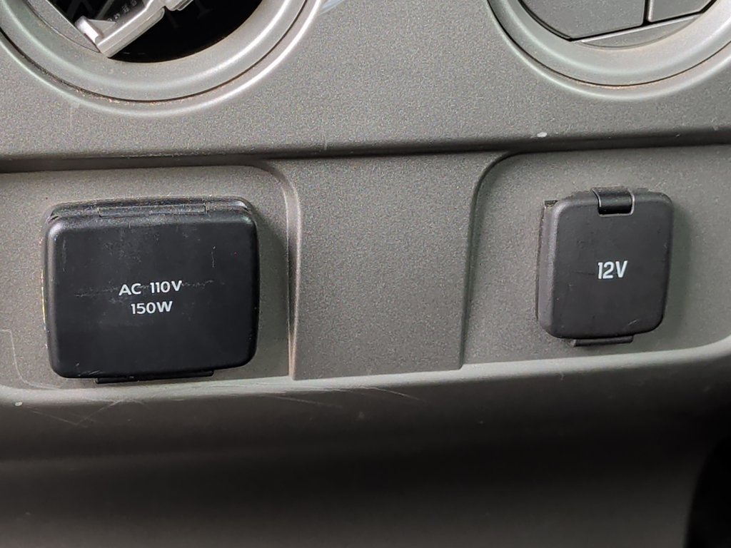 Used 2013 Ford F150 Lariat w/ Luxury Equipment Group AWD/4WD image 32