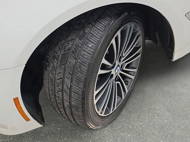 Used 2018 BMW 540i xDrive AWD/4WD image 30