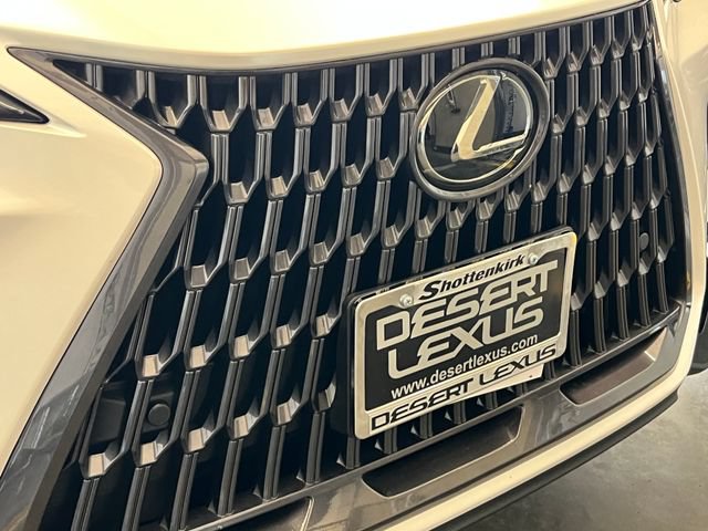 Used 2025 Lexus NX 250 FWD w/ Premium Package image 19