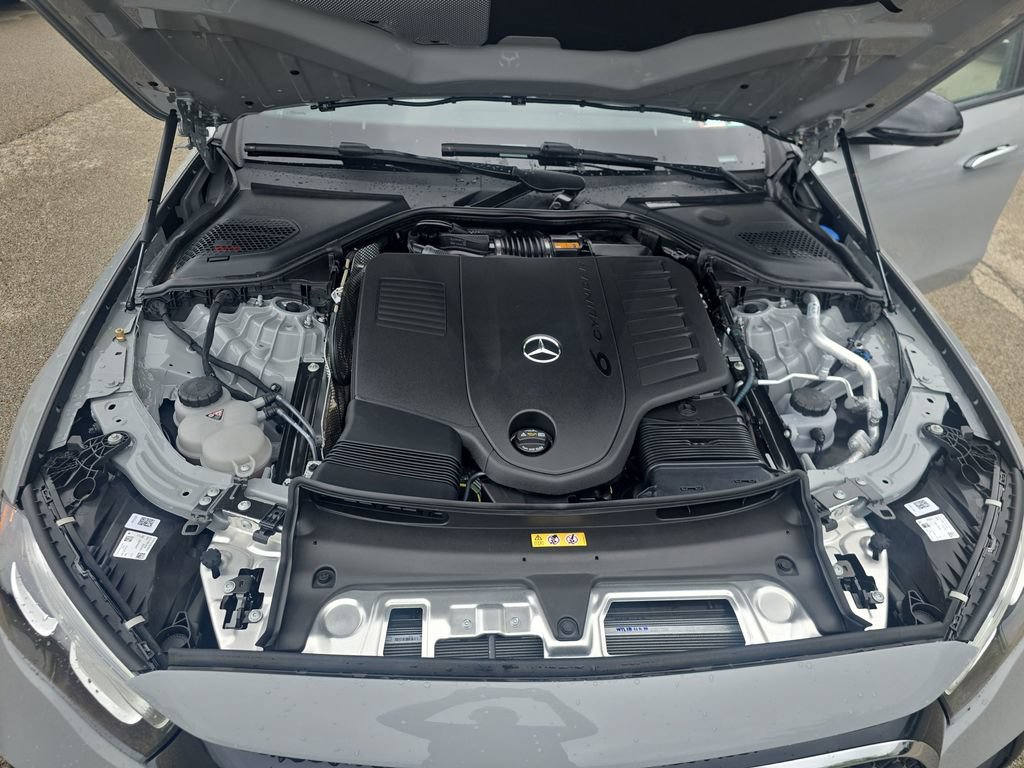 New 2026 Mercedes-Benz E 450 4MATIC Sedan image 22