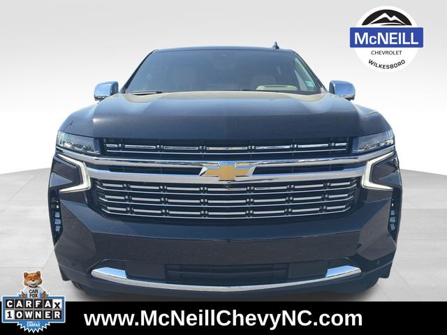 Used 2024 Chevrolet Suburban Premier w/ Premium Package 2 AWD/4WD image 2