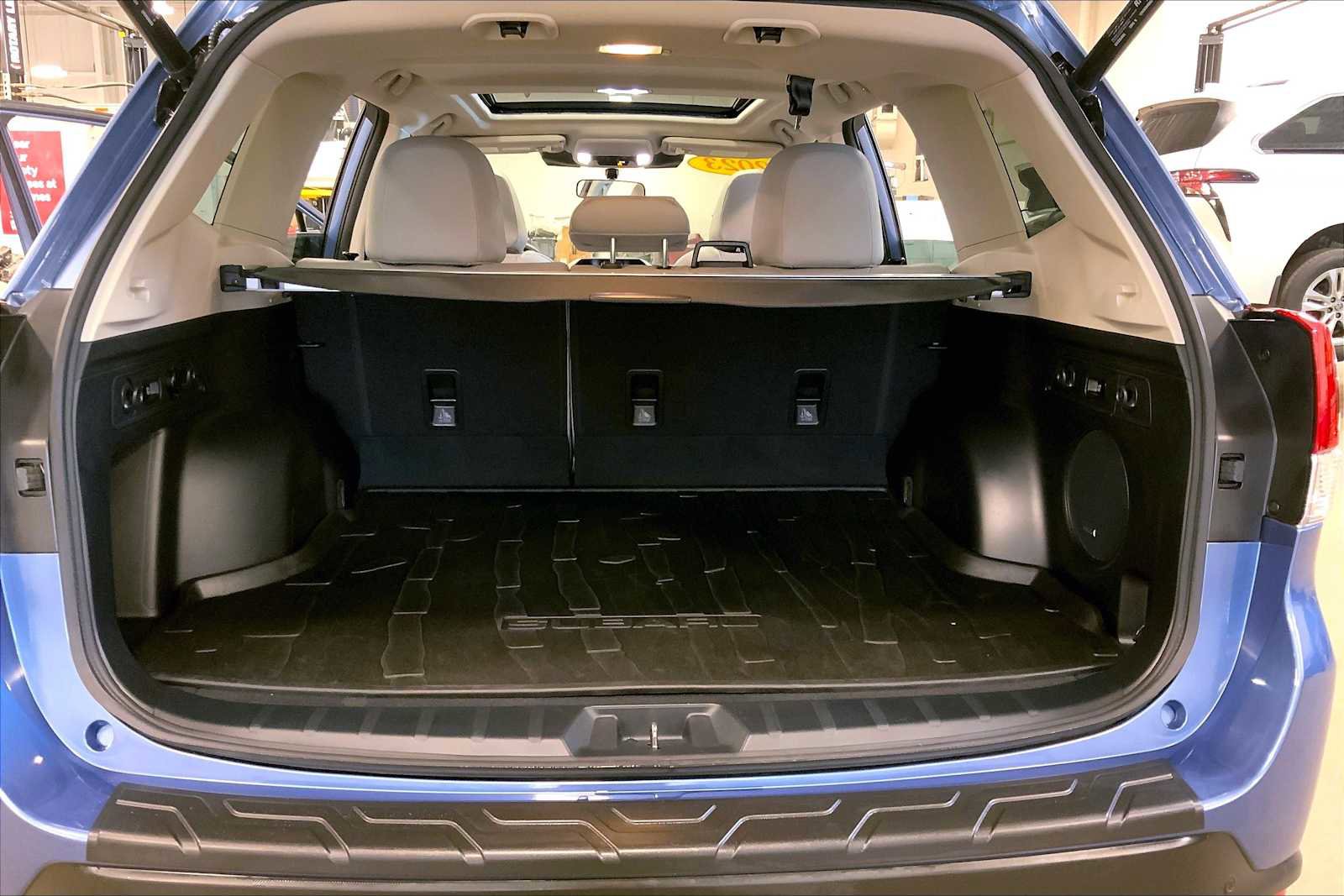 Used 2023 Subaru Forester Limited image 36